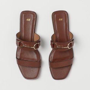 NEW UNWORN H&M Faux Leather Slide Sandals size 8.5